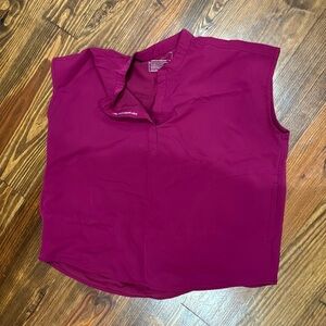 Rafaela xl figs magenta scrub top